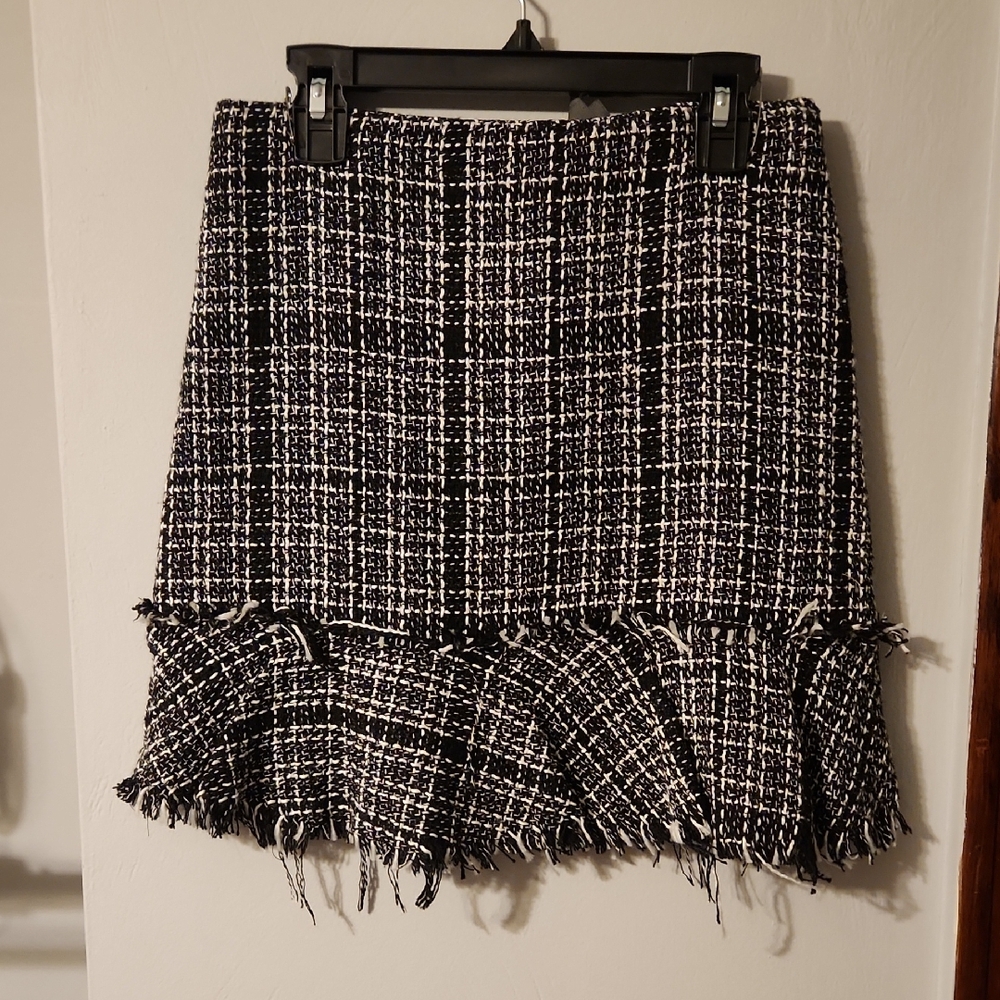Alya Black and White Textured Mini Skirt